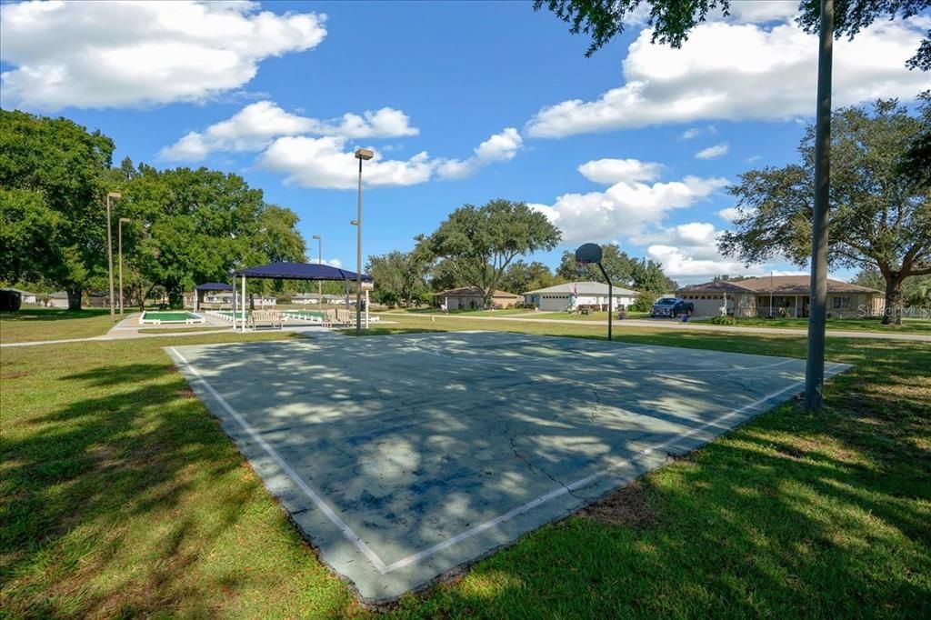 For Sale: $179,000 (2 beds, 2 baths, 1008 Square Feet)