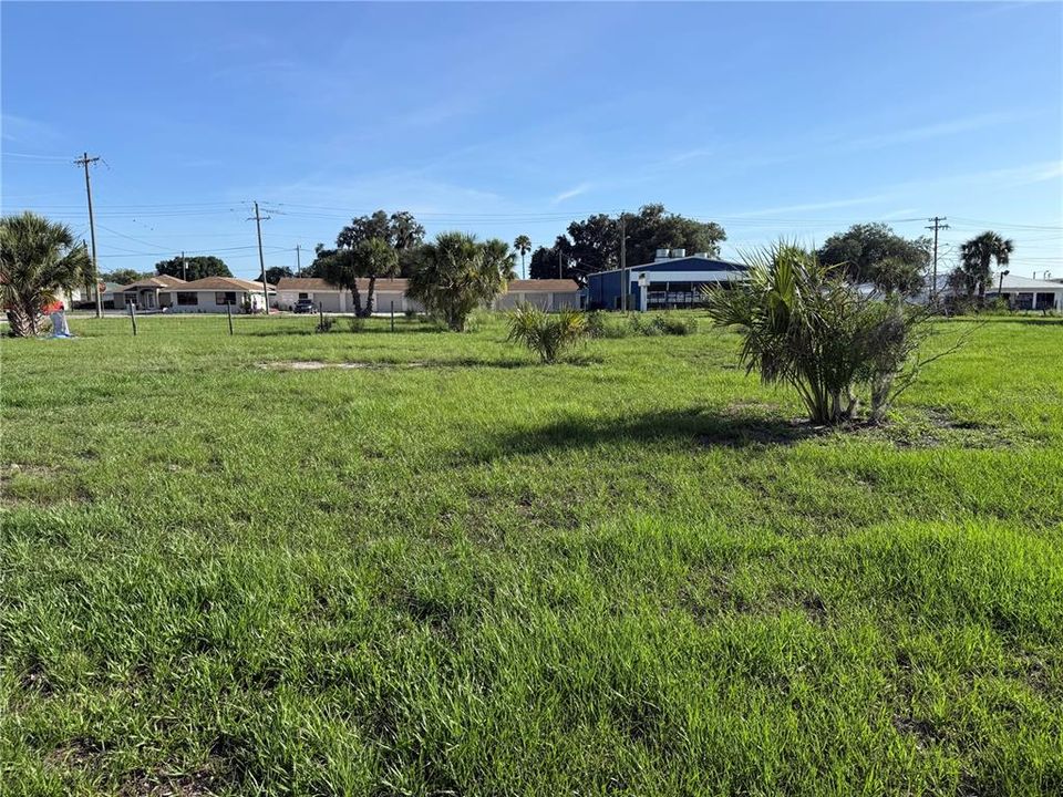 For Sale: $485,000 (1 beds, 1 baths, 732 Square Feet)