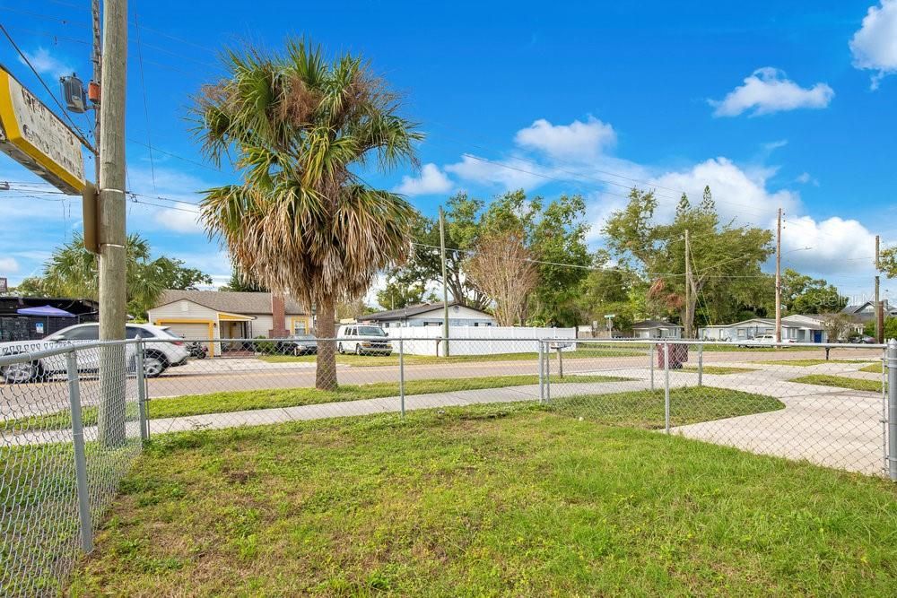 For Sale: $549,900 (4 beds, 0 baths, 1772 Square Feet)