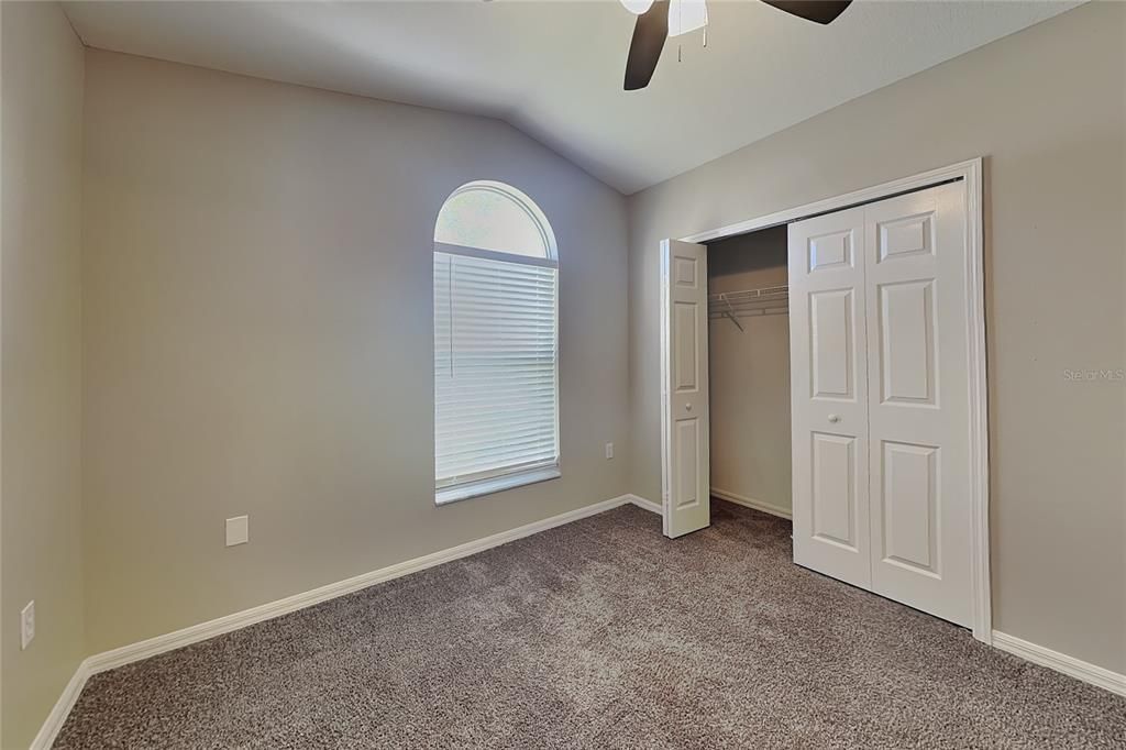 For Rent: $2,249 (3 beds, 2 baths, 1303 Square Feet)