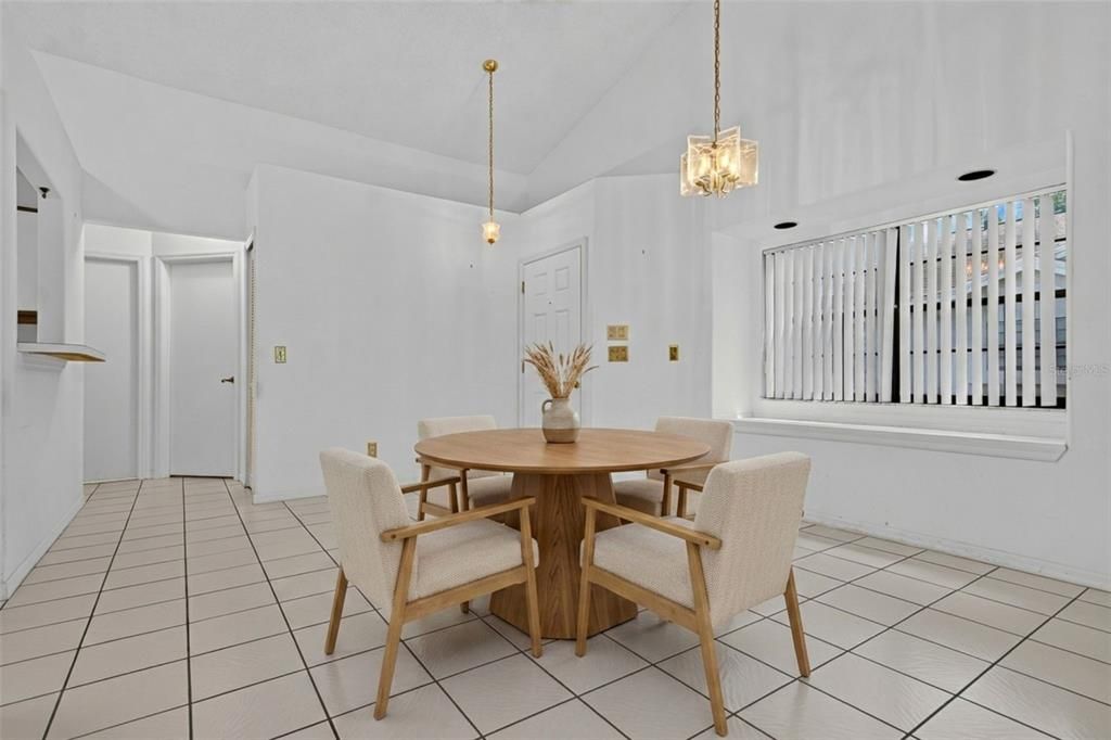 En Venta: $195,000 (3 camas, 2 baños, 1080 Pies cuadrados)