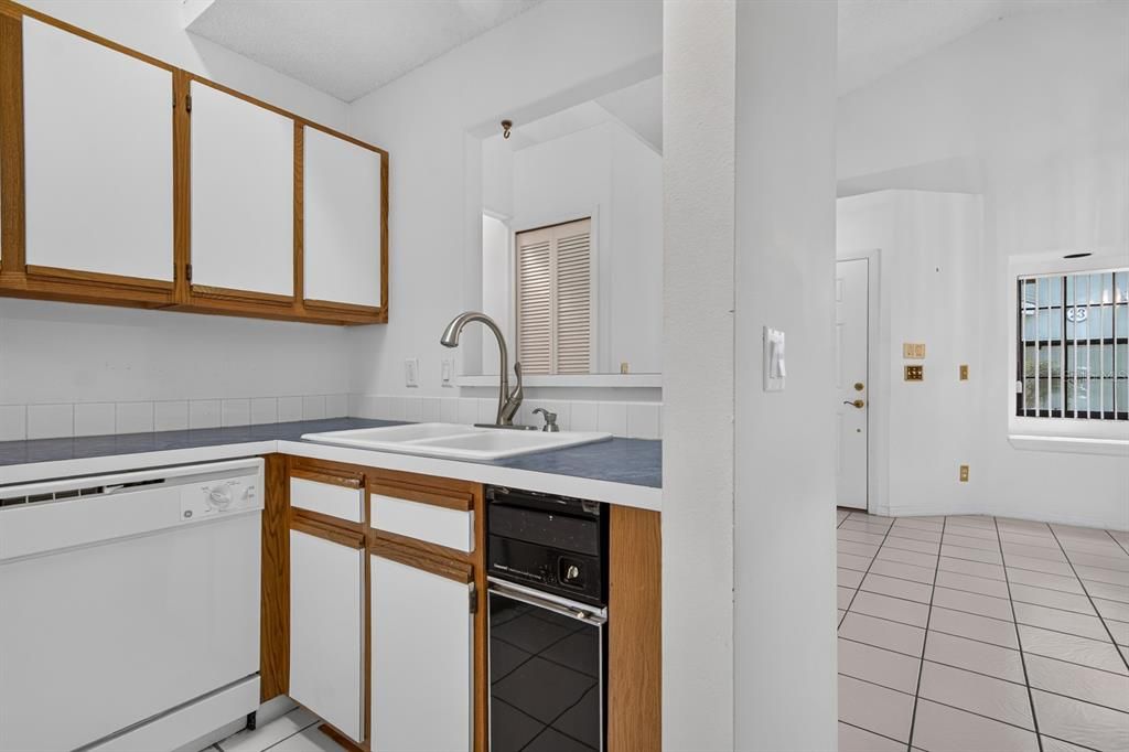 En Venta: $195,000 (3 camas, 2 baños, 1080 Pies cuadrados)