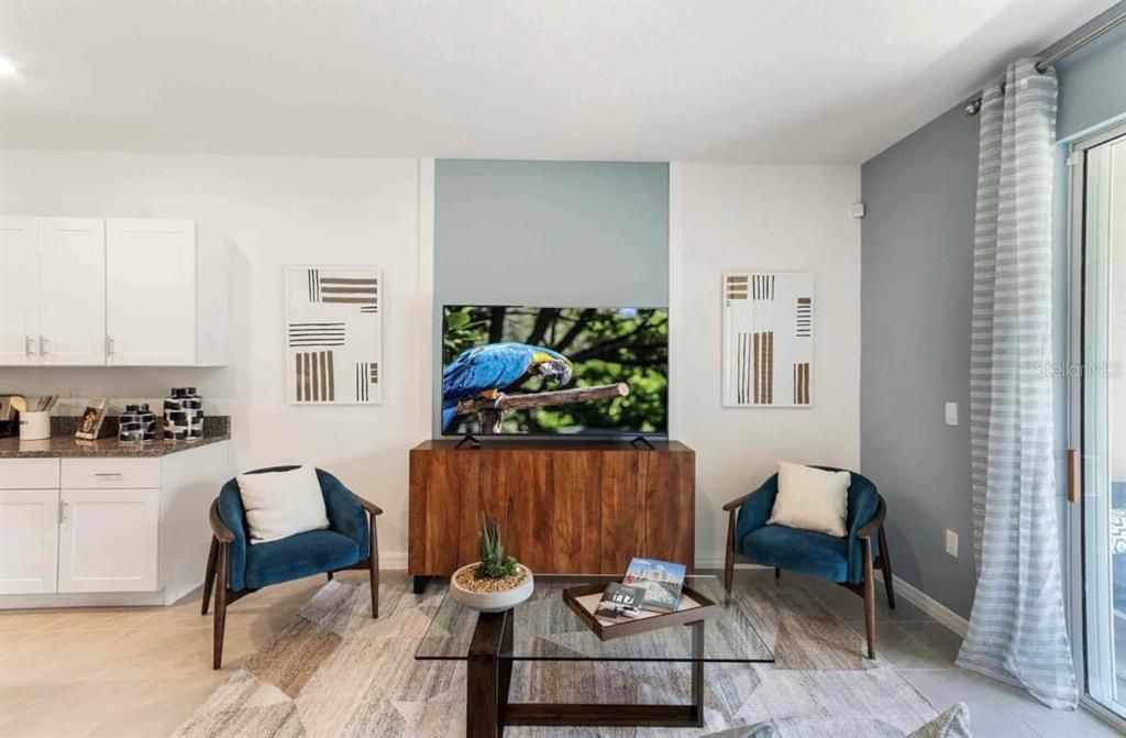 For Rent: $3,600 (3 beds, 2 baths, 1673 Square Feet)