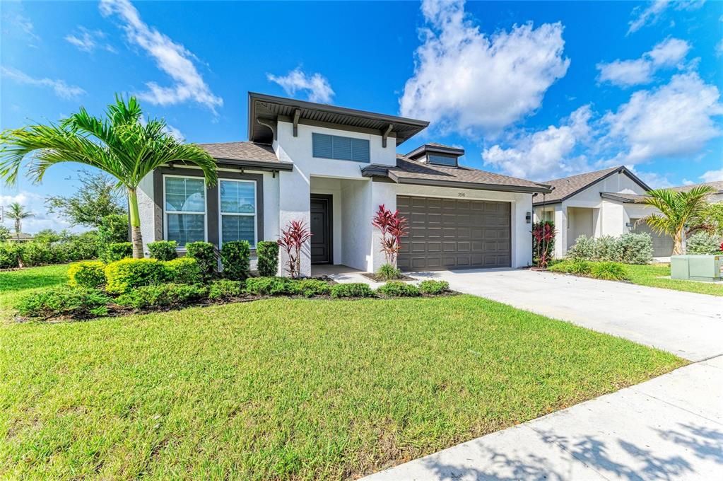 En Venta: $580,000 (4 camas, 3 baños, 2193 Pies cuadrados)