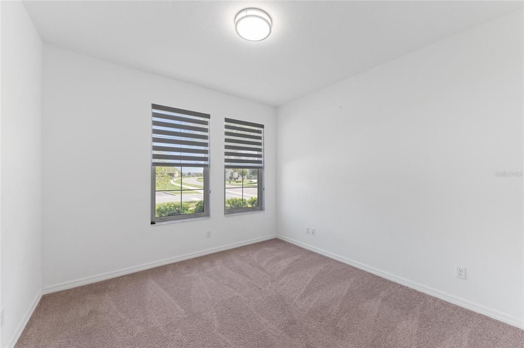 En Venta: $580,000 (4 camas, 3 baños, 2193 Pies cuadrados)