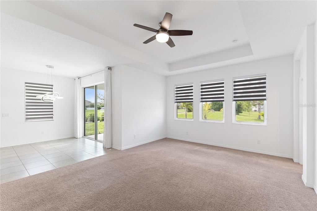 En Venta: $580,000 (4 camas, 3 baños, 2193 Pies cuadrados)