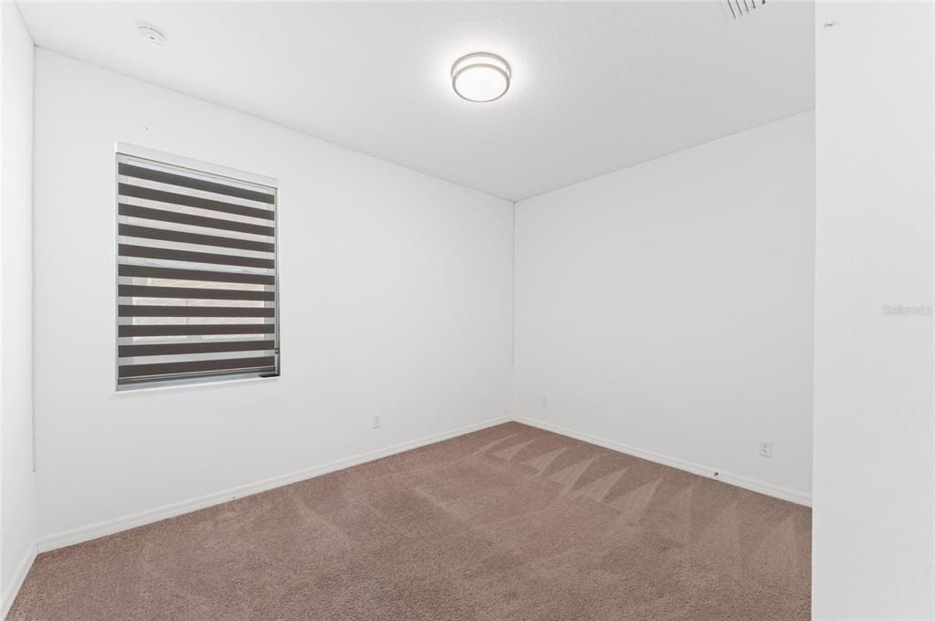 En Venta: $580,000 (4 camas, 3 baños, 2193 Pies cuadrados)