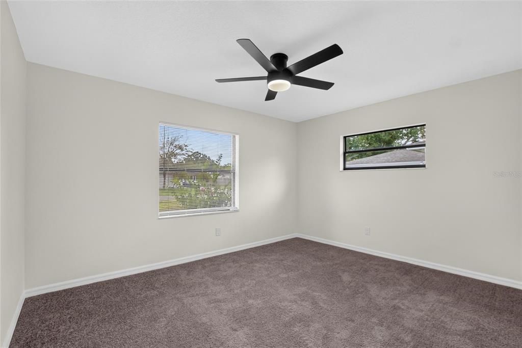 For Sale: $374,990 (3 beds, 2 baths, 1328 Square Feet)