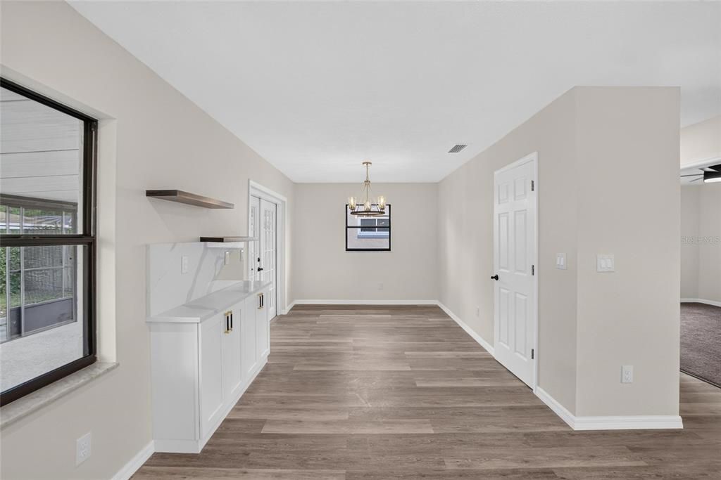 For Sale: $374,990 (3 beds, 2 baths, 1328 Square Feet)