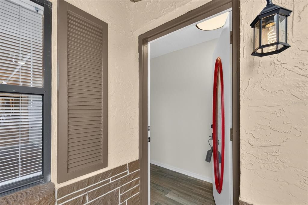 For Sale: $374,990 (3 beds, 2 baths, 1328 Square Feet)