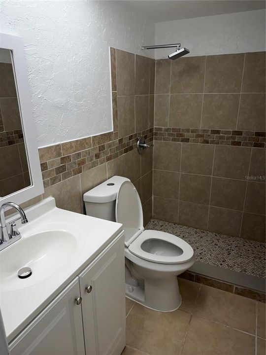 出租: $2,100 (3 贝兹, 3 浴室, 1481 平方英尺)
