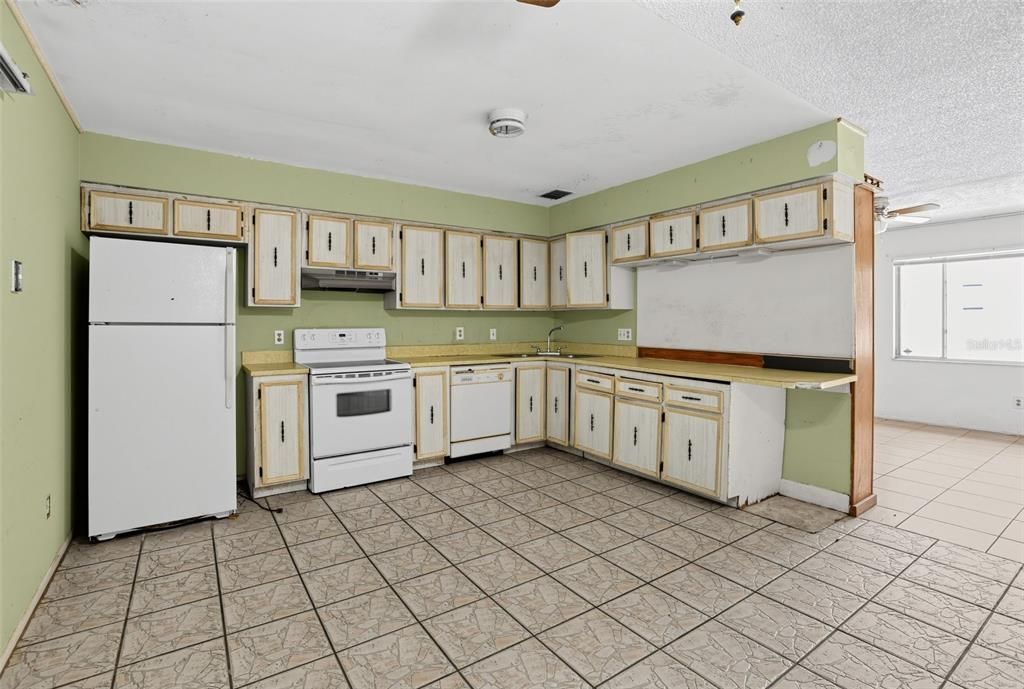 En Venta: $184,900 (2 camas, 1 baños, 952 Pies cuadrados)