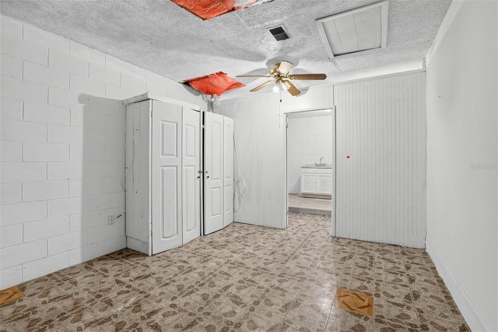 En Venta: $184,900 (2 camas, 1 baños, 952 Pies cuadrados)