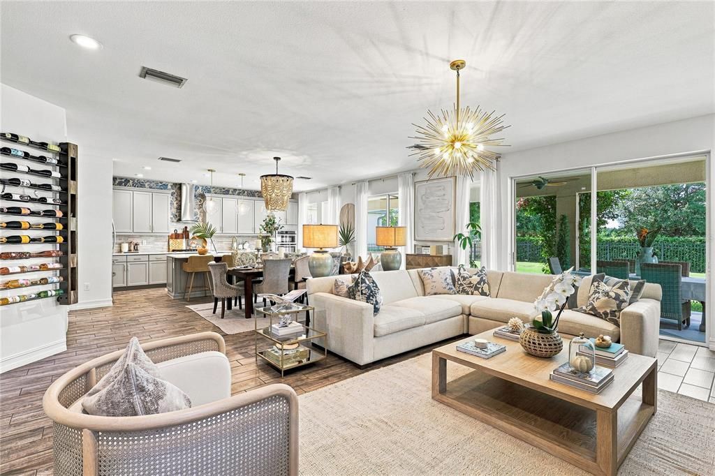 En Venta: $825,000 (5 camas, 3 baños, 2994 Pies cuadrados)