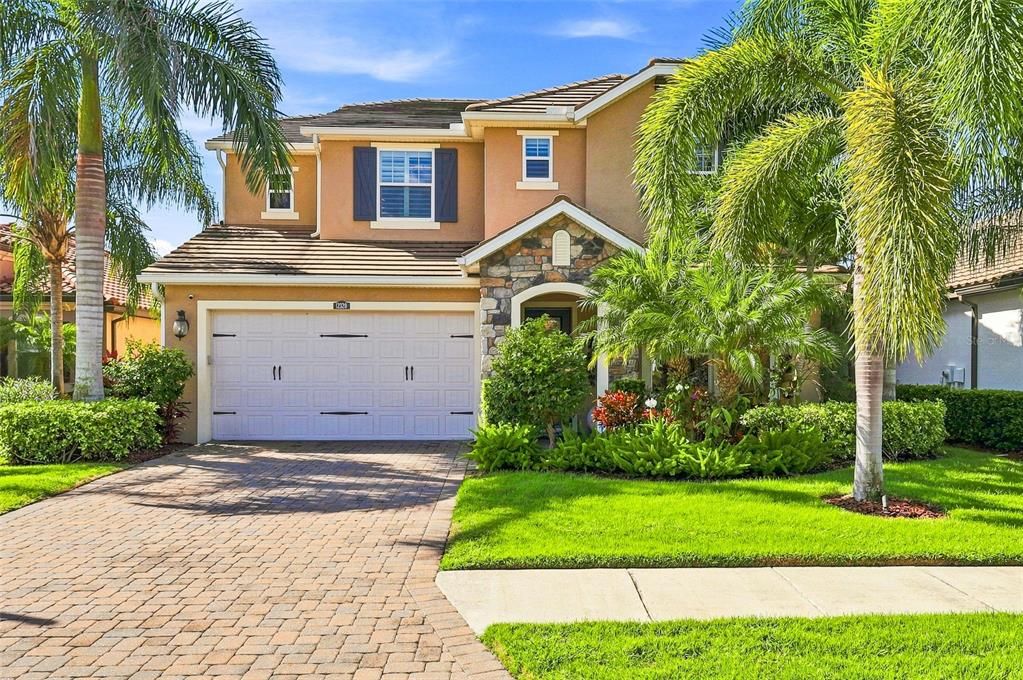 En Venta: $825,000 (5 camas, 3 baños, 2994 Pies cuadrados)