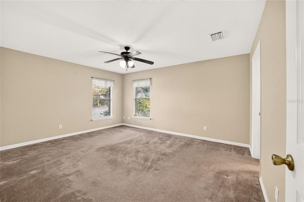 For Sale: $339,000 (3 beds, 2 baths, 1818 Square Feet)