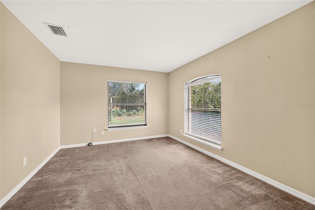 For Sale: $339,000 (3 beds, 2 baths, 1818 Square Feet)