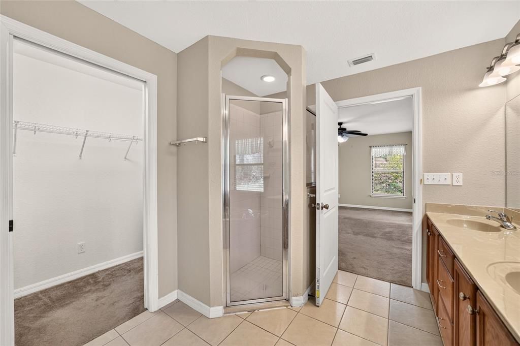 For Sale: $339,000 (3 beds, 2 baths, 1818 Square Feet)