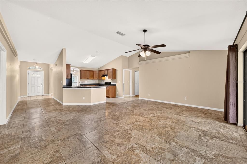 For Sale: $339,000 (3 beds, 2 baths, 1818 Square Feet)