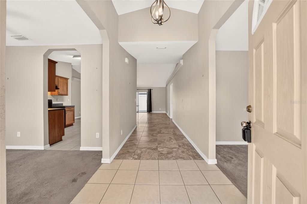 For Sale: $339,000 (3 beds, 2 baths, 1818 Square Feet)