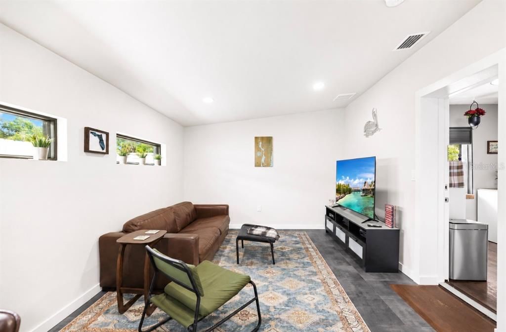 En Venta: $589,000 (4 camas, 1 baños, 1290 Pies cuadrados)