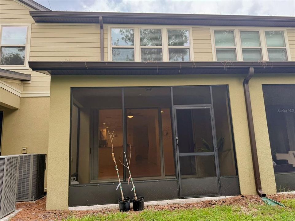 For Rent: $2,442 (3 beds, 2 baths, 1708 Square Feet)