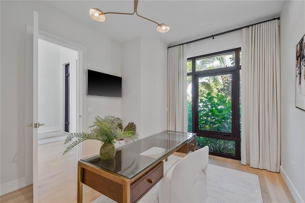 For Sale: $1,800,000 (4 beds, 3 baths, 2743 Square Feet)