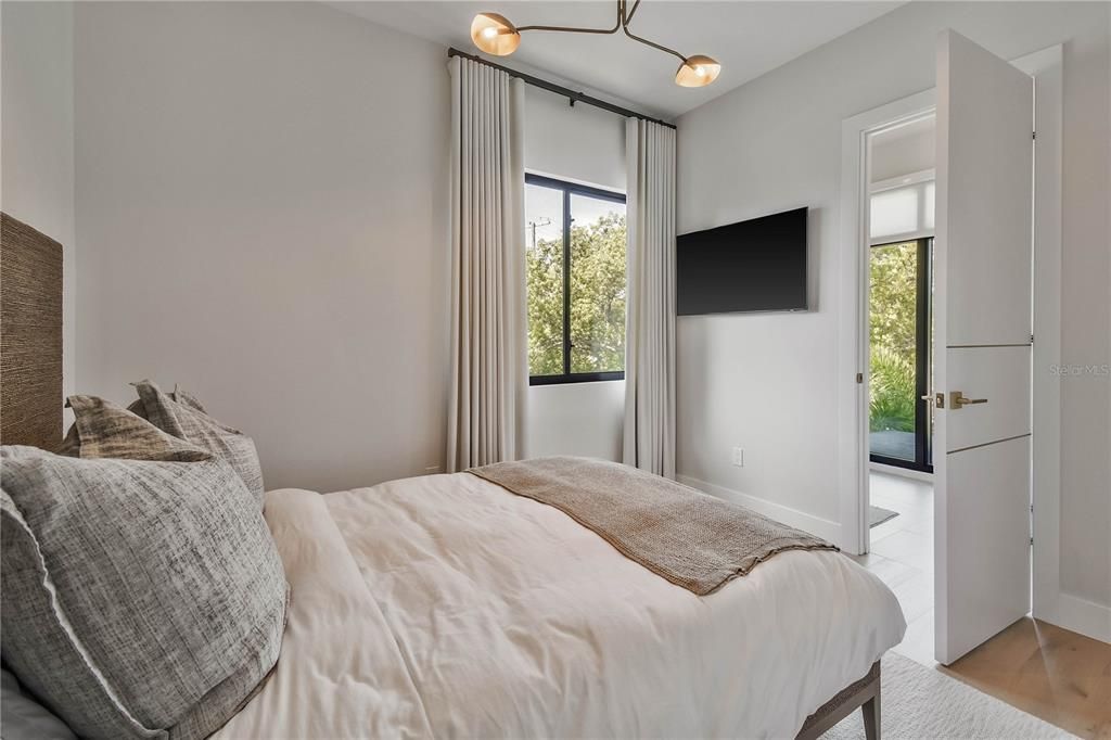 For Sale: $1,800,000 (4 beds, 3 baths, 2743 Square Feet)