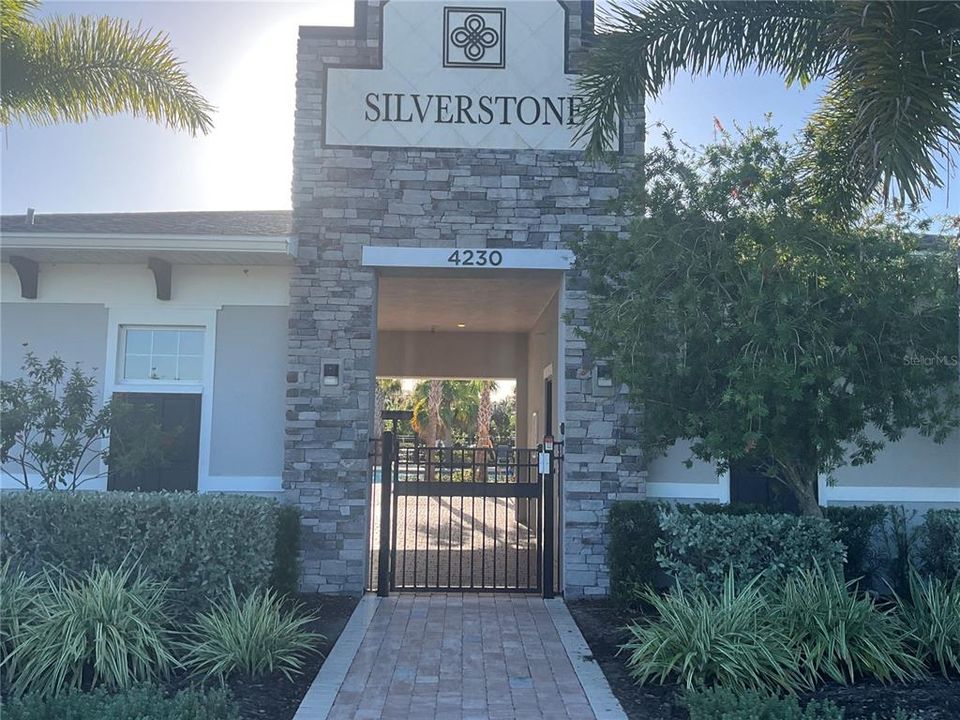 For Rent: $2,650 (3 beds, 2 baths, 1504 Square Feet)