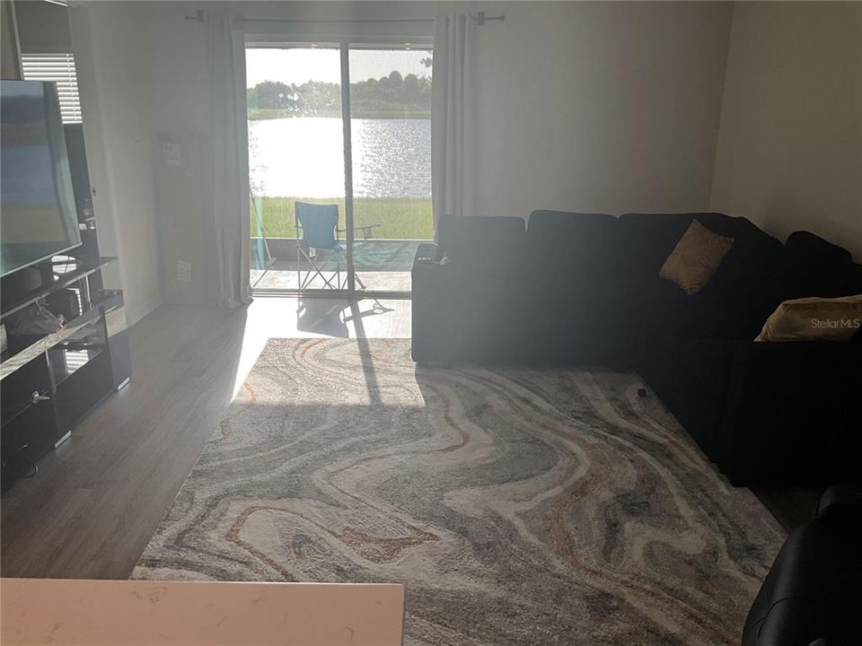 For Rent: $2,650 (3 beds, 2 baths, 1504 Square Feet)