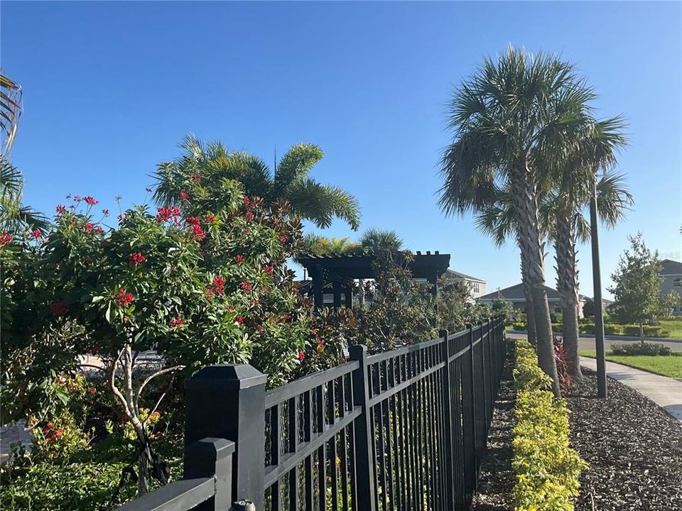 For Rent: $2,650 (3 beds, 2 baths, 1504 Square Feet)