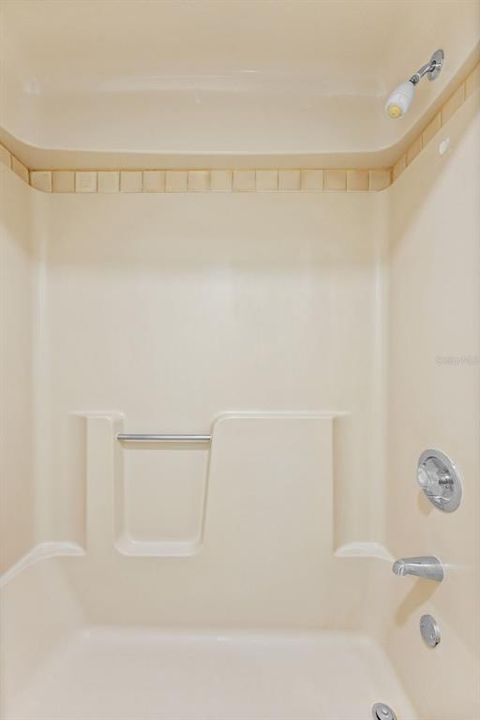 For Rent: $3,000 (3 beds, 2 baths, 1332 Square Feet)