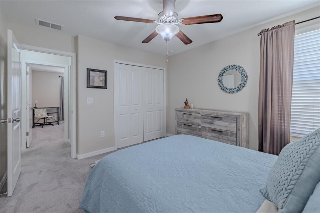 For Sale: $400,000 (5 beds, 2 baths, 2977 Square Feet)