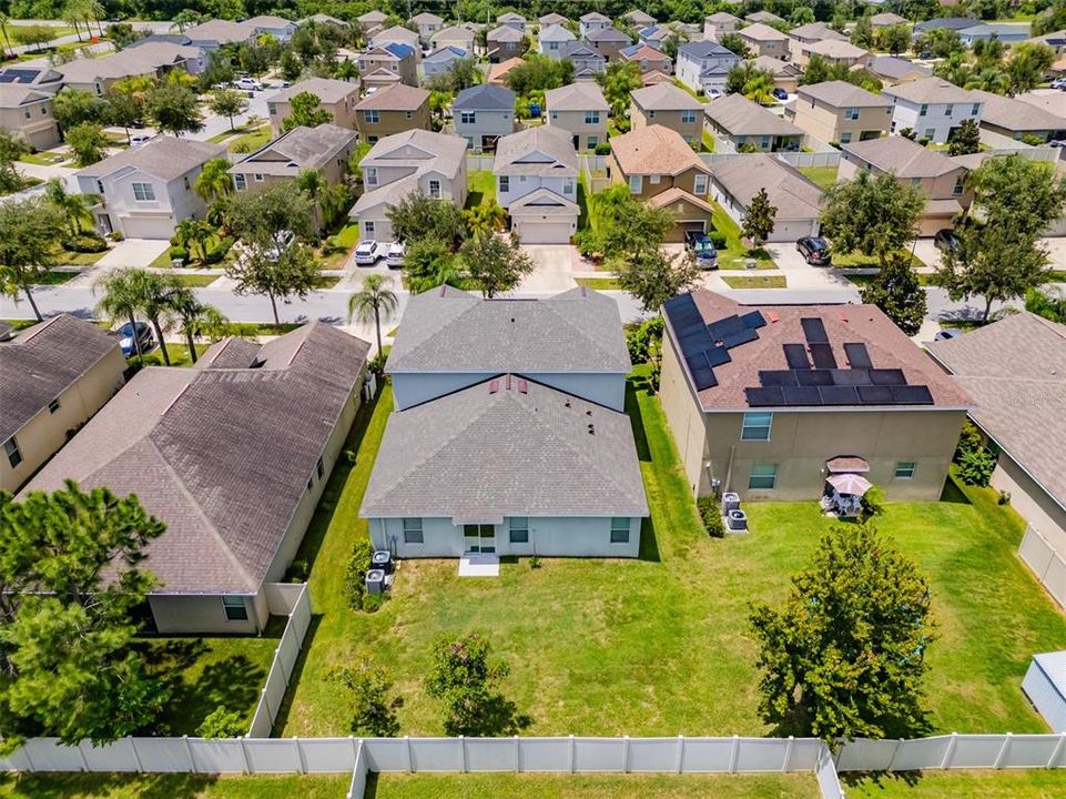 For Sale: $400,000 (5 beds, 2 baths, 2977 Square Feet)