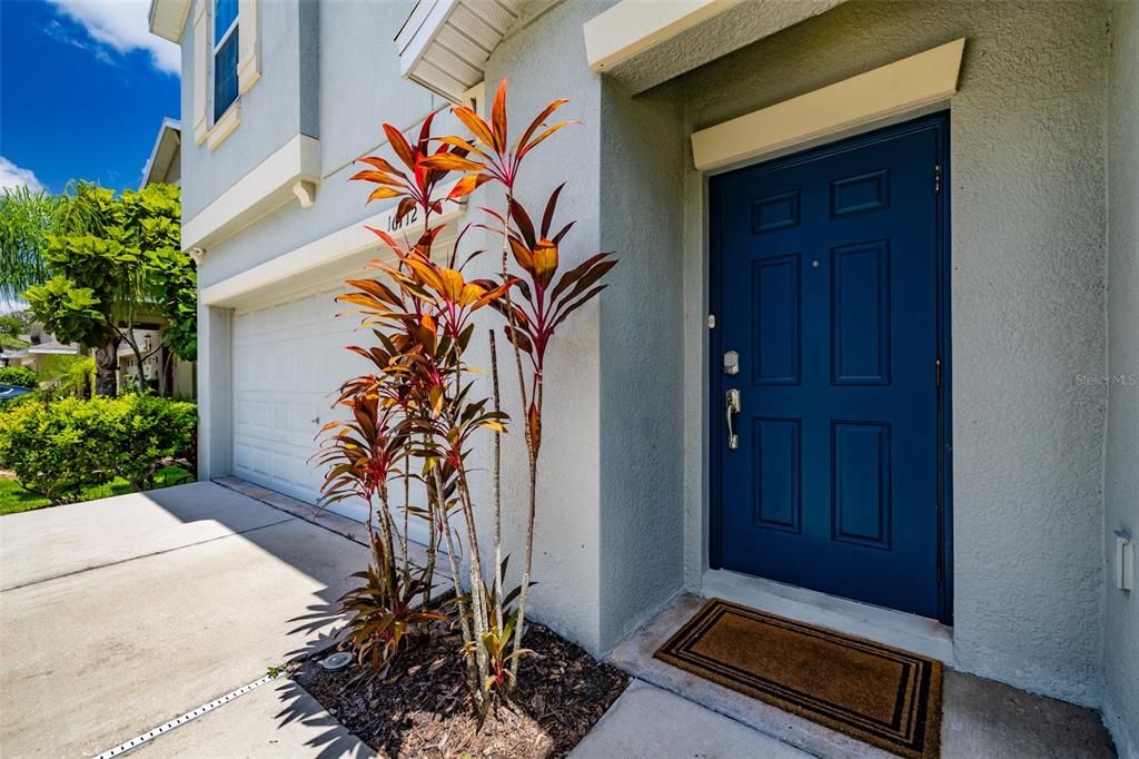 For Sale: $400,000 (5 beds, 2 baths, 2977 Square Feet)