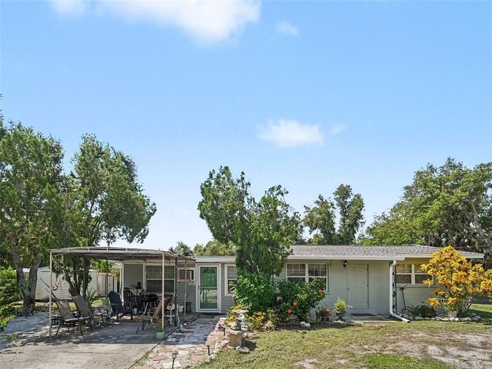 En Venta: $230,000 (2 camas, 1 baños, 1327 Pies cuadrados)