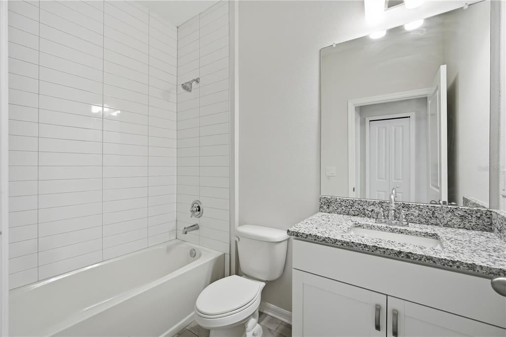 For Rent: $2,599 (4 beds, 3 baths, 2121 Square Feet)