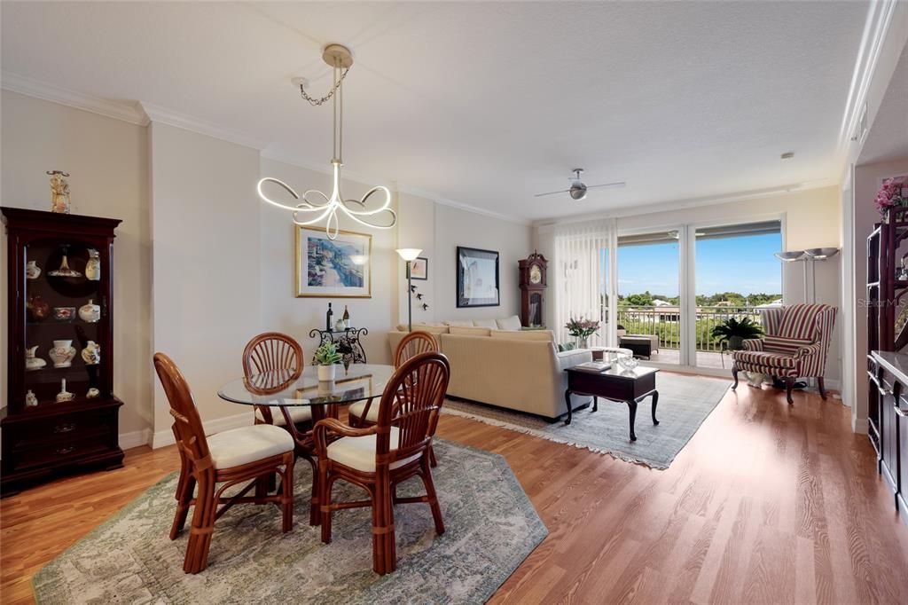 For Sale: $599,000 (2 beds, 2 baths, 2143 Square Feet)