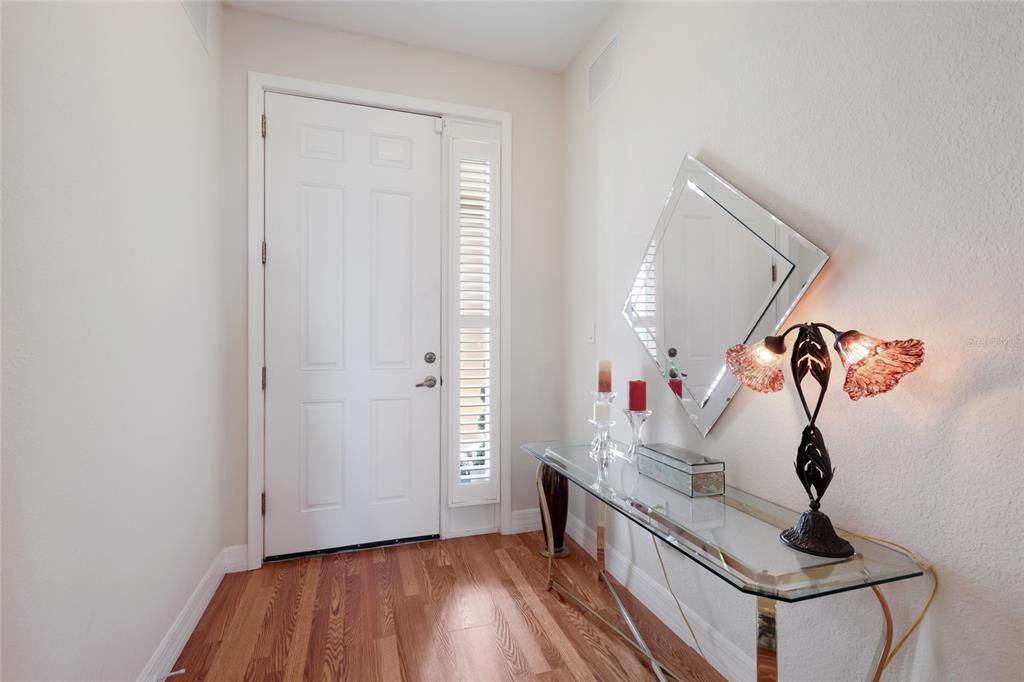 For Sale: $599,000 (2 beds, 2 baths, 2143 Square Feet)
