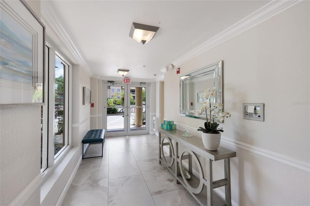 For Sale: $599,000 (2 beds, 2 baths, 2143 Square Feet)