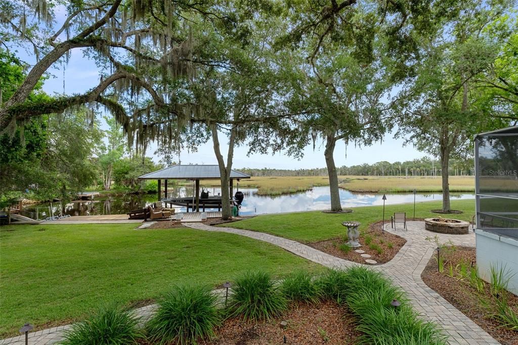 For Sale: $885,000 (4 beds, 2 baths, 2303 Square Feet)