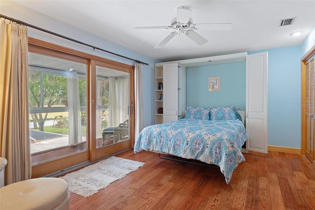 For Sale: $885,000 (4 beds, 2 baths, 2303 Square Feet)