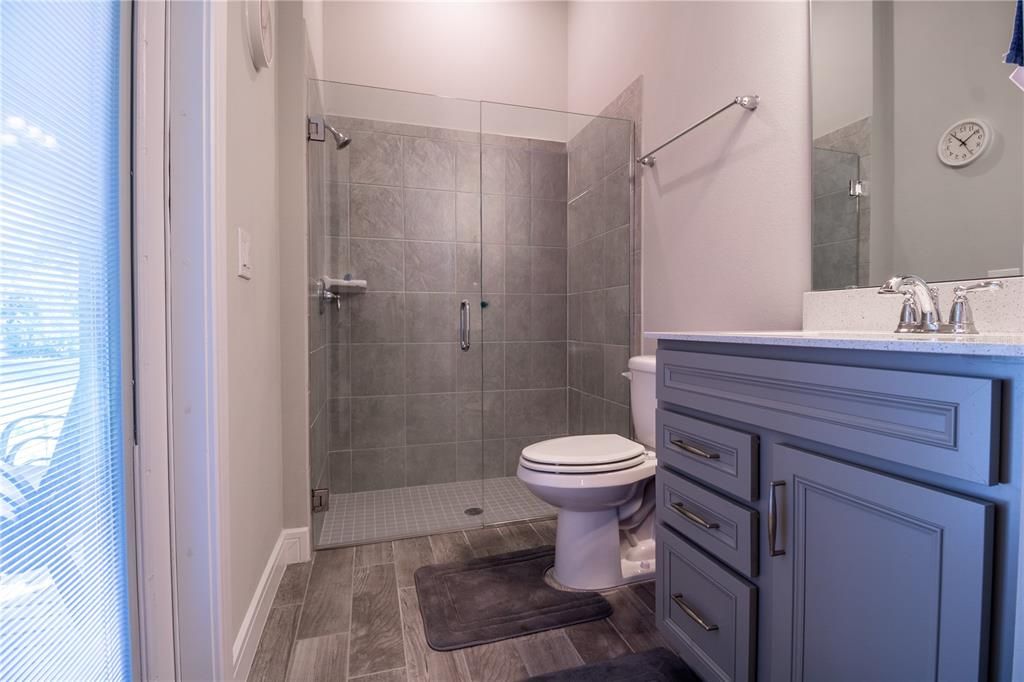 For Sale: $850,000 (4 beds, 4 baths, 2397 Square Feet)