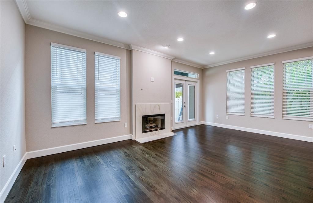 For Sale: $789,000 (3 beds, 2 baths, 1754 Square Feet)
