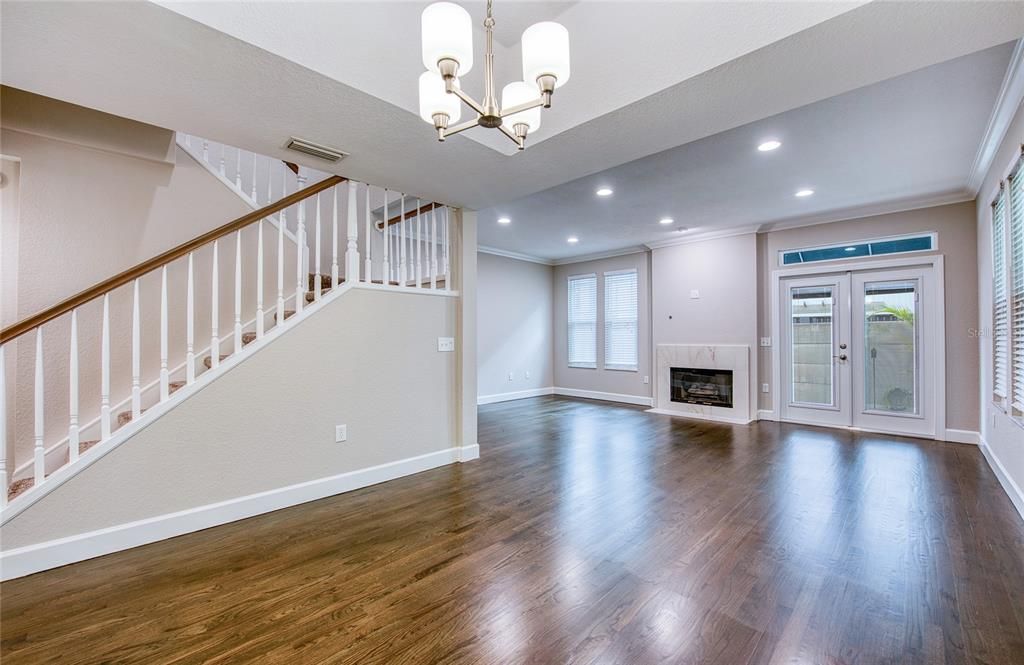 For Sale: $789,000 (3 beds, 2 baths, 1754 Square Feet)