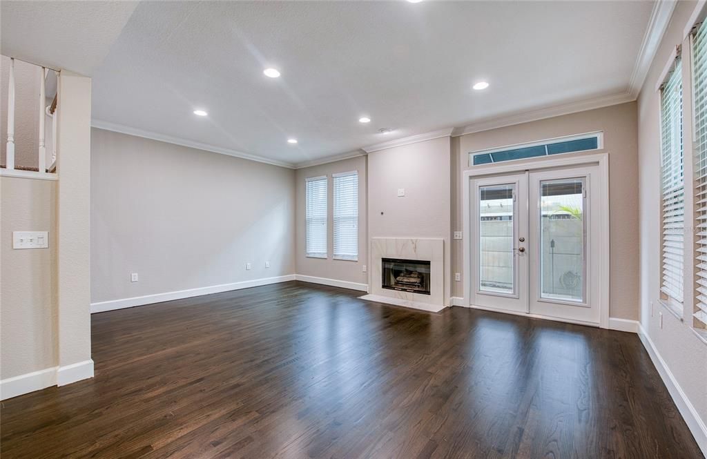 For Sale: $789,000 (3 beds, 2 baths, 1754 Square Feet)