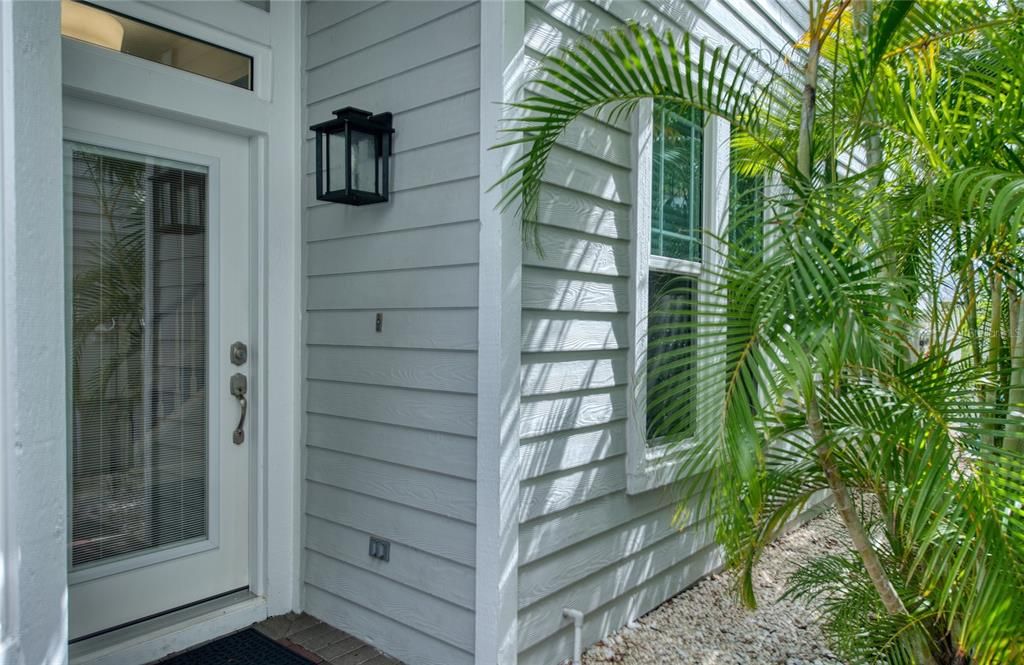 For Sale: $789,000 (3 beds, 2 baths, 1754 Square Feet)