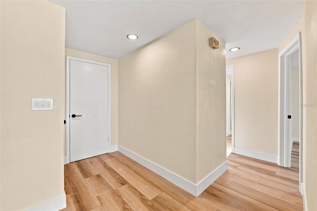 En Venta: $279,900 (3 camas, 2 baños, 1048 Pies cuadrados)