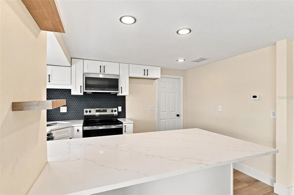 En Venta: $279,900 (3 camas, 2 baños, 1048 Pies cuadrados)
