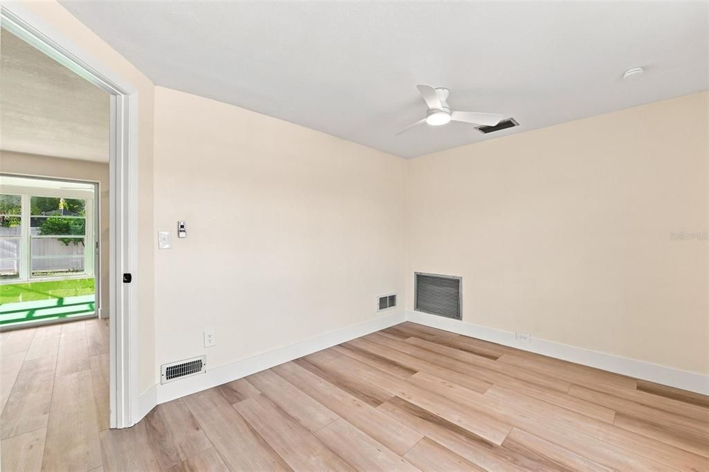 En Venta: $279,900 (3 camas, 2 baños, 1048 Pies cuadrados)